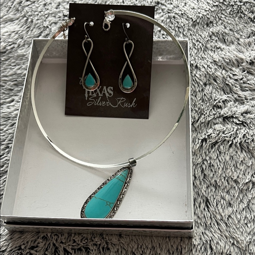 Turquoise and Silver Necklace Set